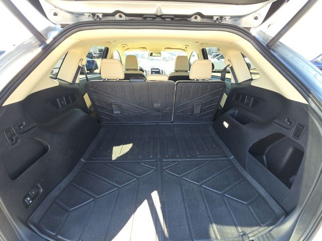 2024 Ford Edge SEL:B02210