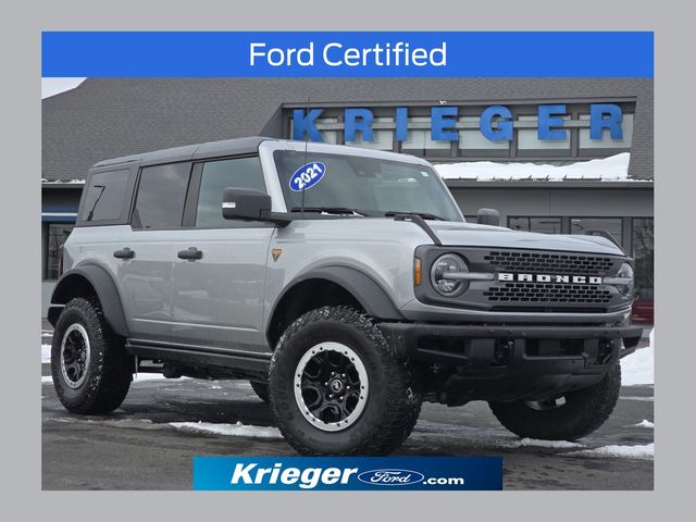 Silver Metallic 2021 Ford Bronco Badlands Advanced 4-Door 4WD SUV / Crossover Four-Wheel Drive Automatic
