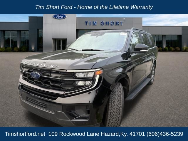 Black Metallic 2025 Ford Expedition SUV / Crossover Four-Wheel Drive Automatic