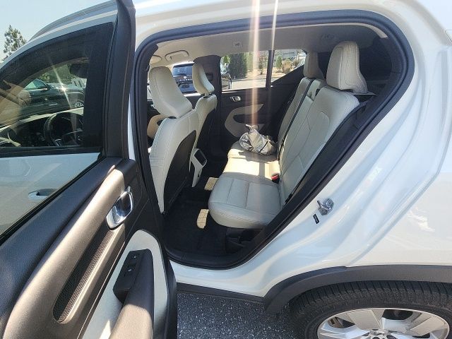 Used 2019 Volvo XC40 SUV
