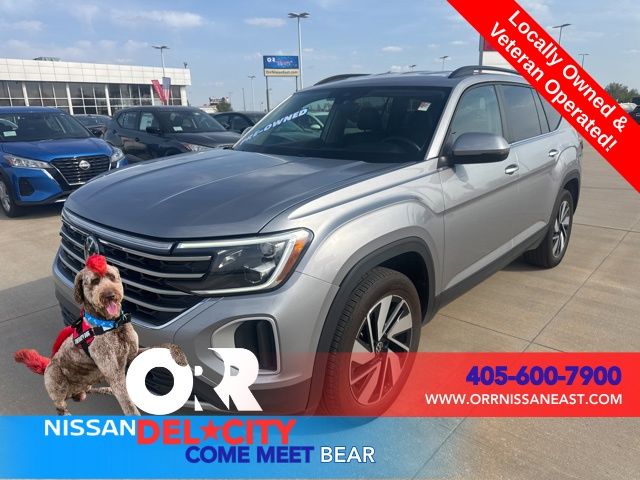 Silver 2025 Volkswagen Atlas SE FWD with Technology SUV / Crossover Front-Wheel Drive 8-Speed Automatic