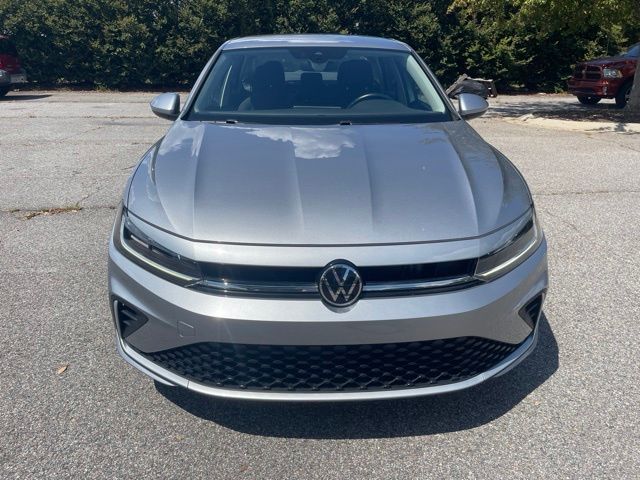 3VW5X7BU9SM007004