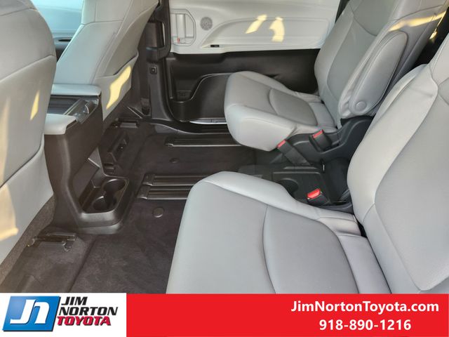 Used 2026 Toyota Sienna Van