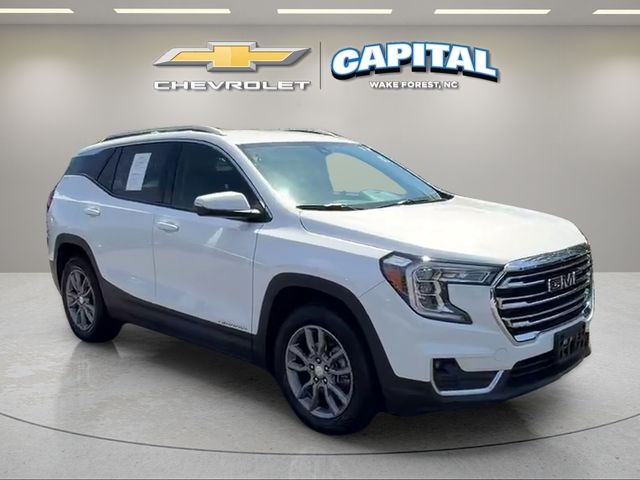 Used 2024 White GMC SLT image 8