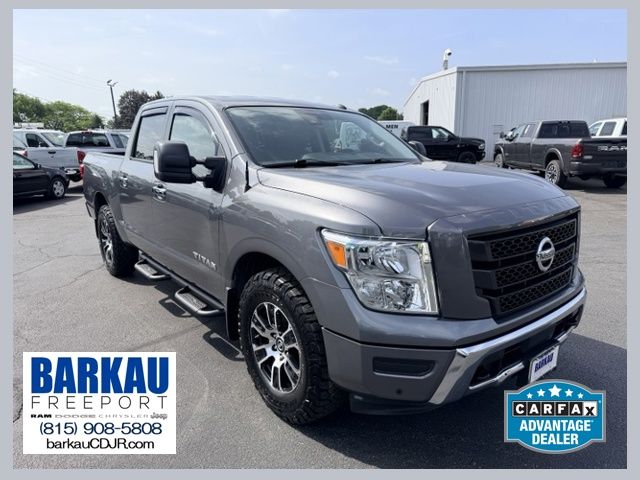 Gray (Gun Metallic) 2021 Nissan Titan Pickup Truck Four-Wheel Drive 9-Speed Automatic