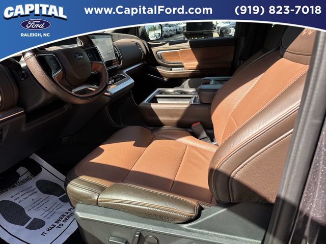 Used 2025 Gray Ford King Ranch image 19