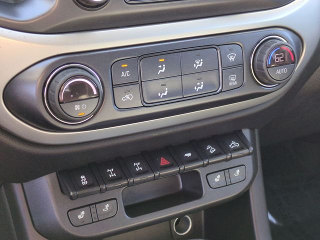 Used 2019 White Chevrolet ZR2 image 19