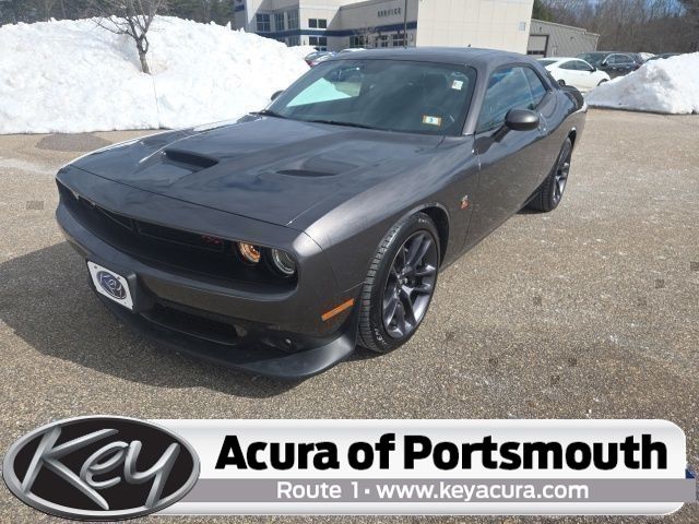 Gray (Granite Crystal Metallic Clearcoat) 2023 Dodge Challenger R/T Scat Pack RWD Coupe Rear-Wheel Drive 8-Speed Automatic