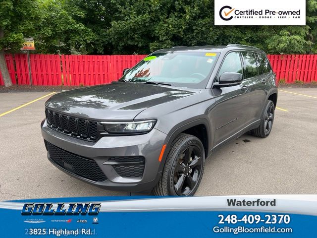 Baltic Gray Metallic Clearcoat 2024 Jeep Grand Cherokee SUV / Crossover Four-Wheel Drive 8-Speed Automatic