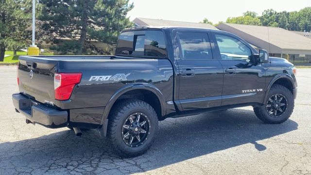 2018 Nissan Titan PRO-4X 8