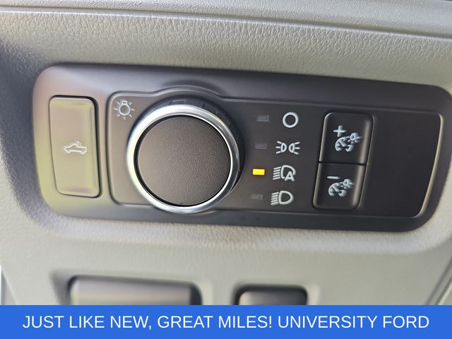 Used 2023 White Ford XLT image 23