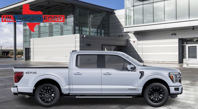 2025 White Ford F-150 Lariat 4X4 Truck