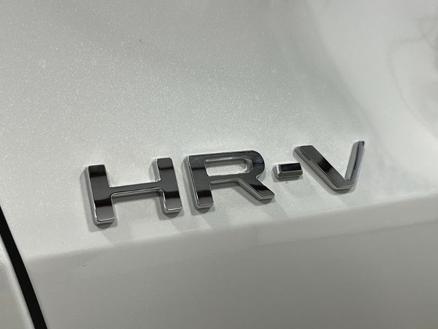 2025 Honda HR-V Sport 9