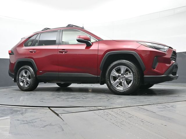 2024 Toyota RAV4 Hybrid XLE 41