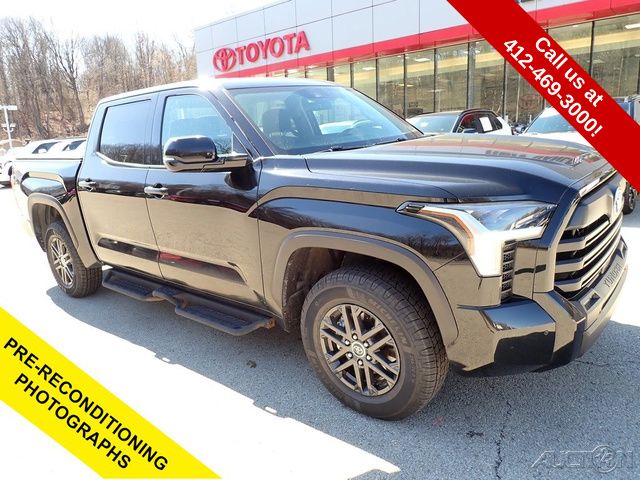 2024 Toyota Tundra SR5 CrewMax Cab 4WD