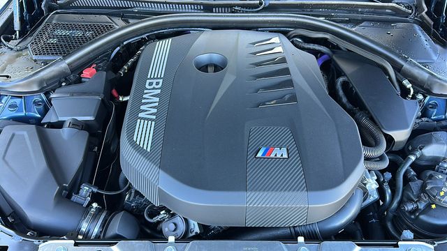 2025 BMW 3 Series M340i 10