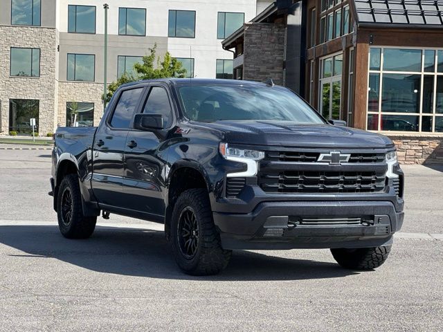 Dark Ash Metallic 2024 Chevrolet Silverado 1500 Pickup Truck Four-Wheel Drive Automatic