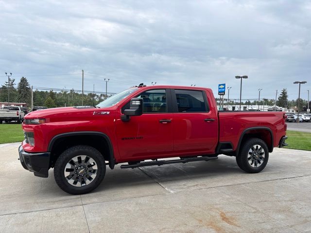 2024 Chevrolet Silverado 2500HD Custom Crew Cab 4WD