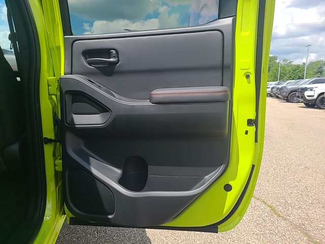 New 2026 Nissan Frontier Truck