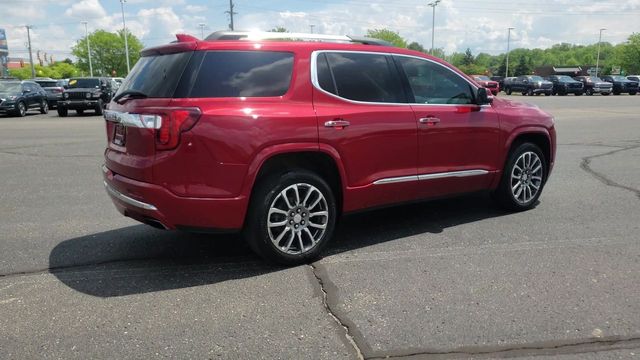 2021 GMC Acadia Denali 8