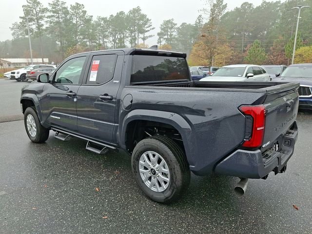 2025 Toyota Tacoma SR5 Double Cab photo 4