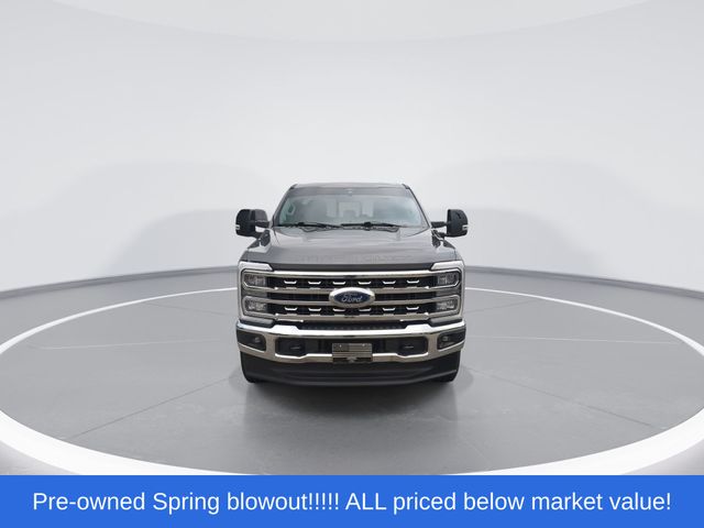 Used 2024 Carbonized Gray Metallic Ford Lariat image 3