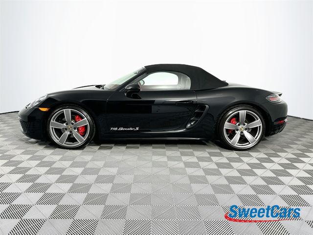 2025 Porsche 718 Boxster