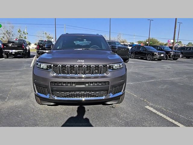 2026 Jeep Grand Cherokee L Laredo 4x2