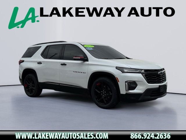 White (Iridescent Pearl Tricoat) 2023 Chevrolet Traverse Premier AWD SUV / Crossover Four-Wheel Drive 9-Speed Automatic