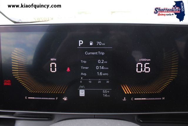 New 2026 Kia Carnival MPV Van