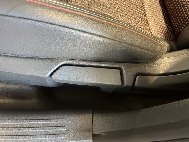 Used 2025 Nissan Kicks SUV