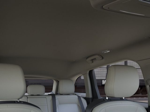 New 2026 White Lincoln Premiere image 22