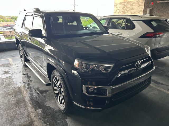 Midnight Black Metallic 2021 Toyota 4Runner Limited 4WD SUV / Crossover All-Wheel Drive 5-Speed Automatic Overdrive