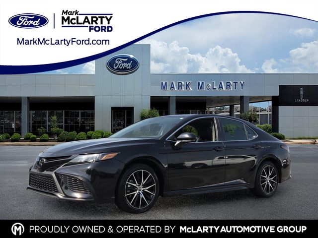 Midnight Black Metallic 2024 Toyota Camry Sedan Front-Wheel Drive 8-Speed Automatic