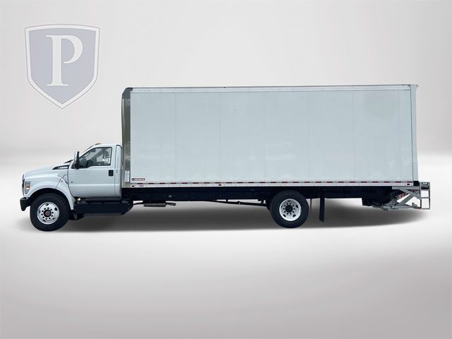 2025 Ford F-650SD Base 2