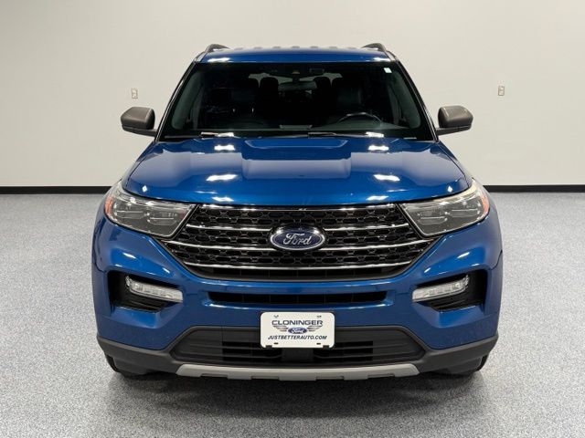 Used 2020 Blue Ford XLT image 3
