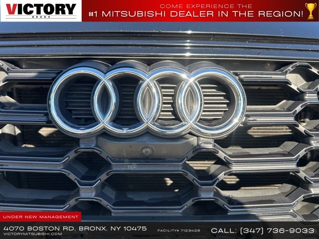 2021 Audi SQ5 Prestige photo