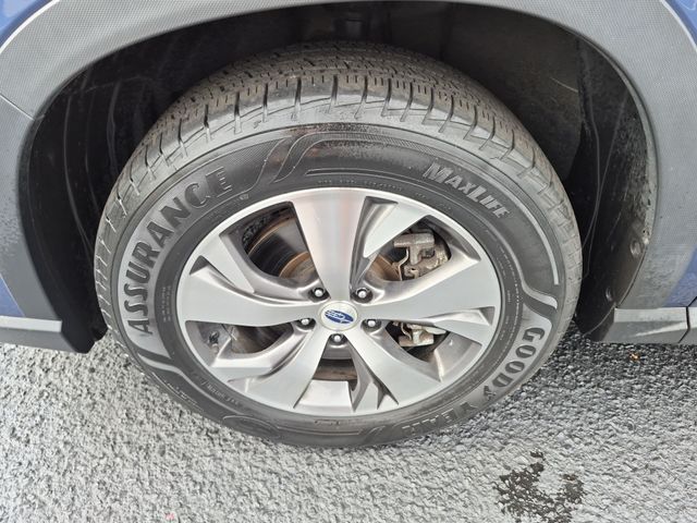 Used 2021 Blue Subaru Premium image 10