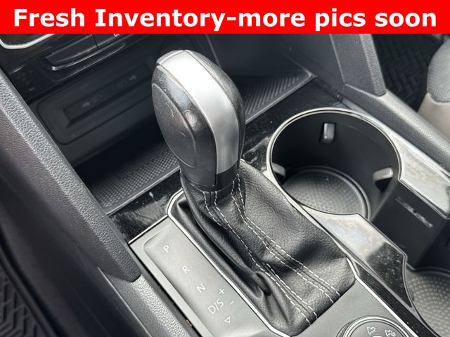 2022 Volkswagen Atlas 3.6L V6 SEL Premium R-Line Red at DeMontrond Auto Country