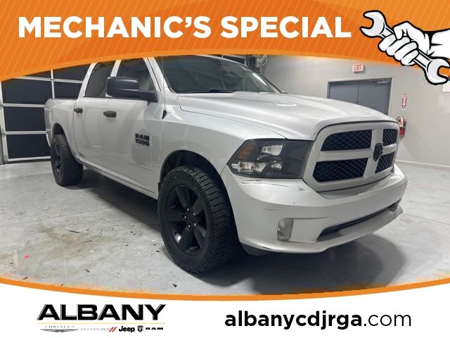 2018 RAM 1500 Express Crew Cab RWD