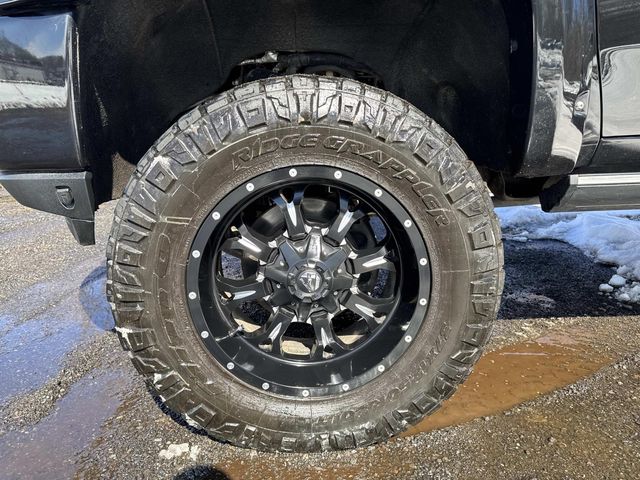 2021 GMC Sierra 2500HD - Image 10