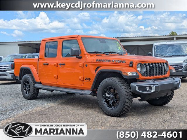  2025 Jeep Gladiator High Tide Crew Cab 4WD   