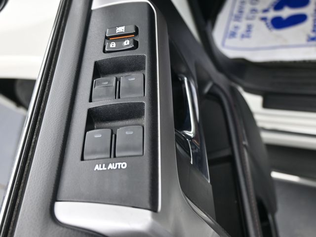 2017 Toyota 4Runner Limited photo