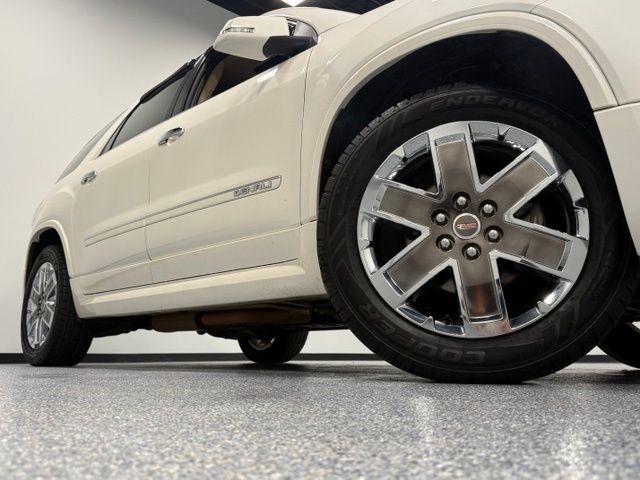 Used 2011 White GMC Denali image 2