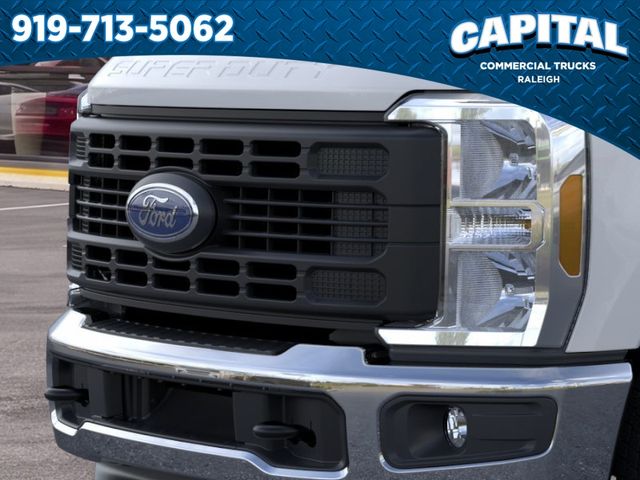 New 2026 White Ford XL image 19