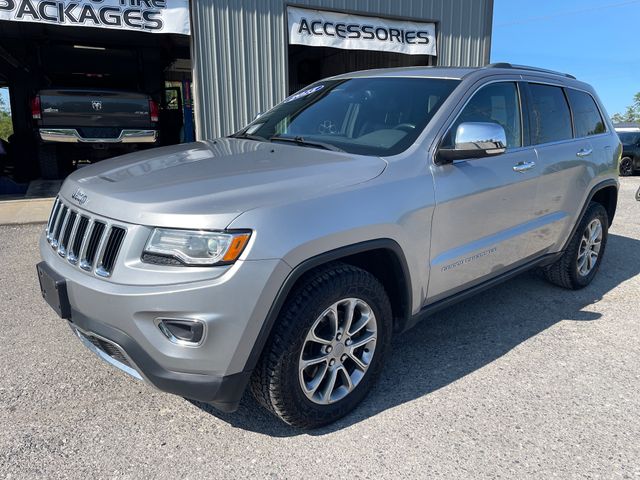 2015 Jeep Grand Cherokee Limited - Billet Silver Metallic exterior view 3
