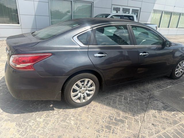 Used 2013 Nissan Altima Sedan