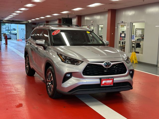 Used 2022 Toyota Highlander SUV