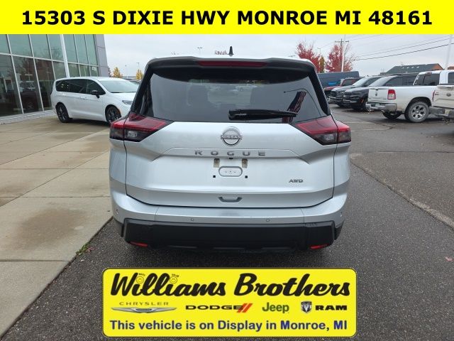 2024 Nissan Rogue S - Brilliant Silver Metallic exterior view 6