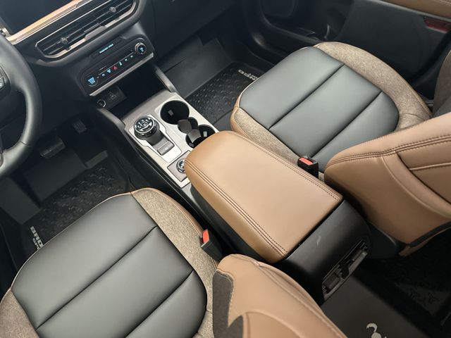 New 2026 Blue Ford Outer Banks image 24